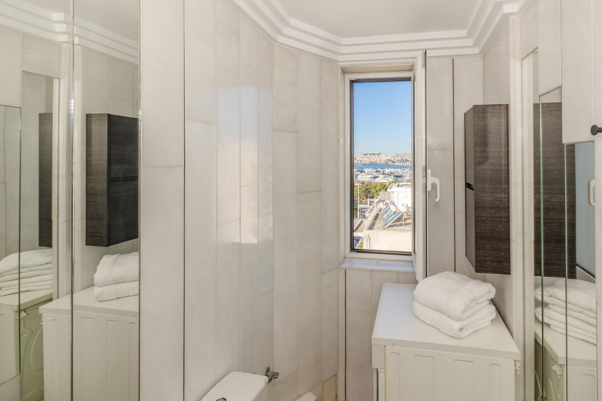 Nice Sea View Elegant Apartment เอเธนส์ ภายนอก รูปภาพ
